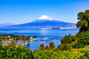 Winter scenery of Mt. Fuji and Suruga Bay in Numazu City, Shizuoka