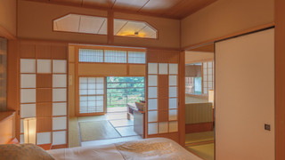 【和風庭園一望 2階和洋室 テラス付】源泉掛流し半露天風呂