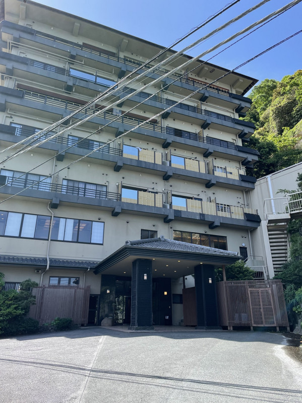 駐車場は離れてます