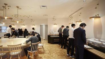 朝食スペース / 8