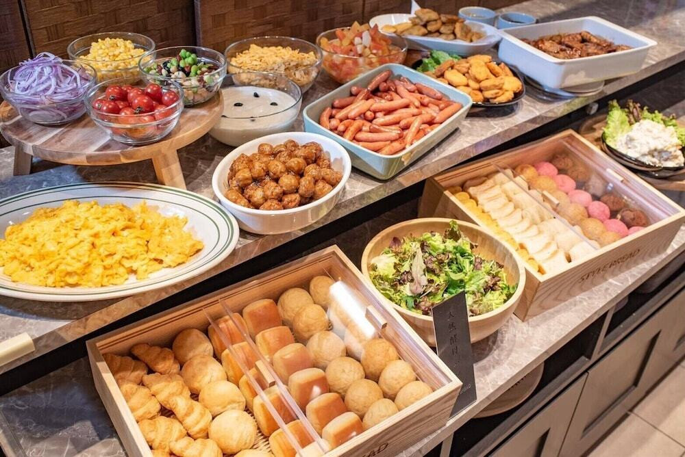 朝食ビュッフェ