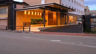 施設の入り口 / 10