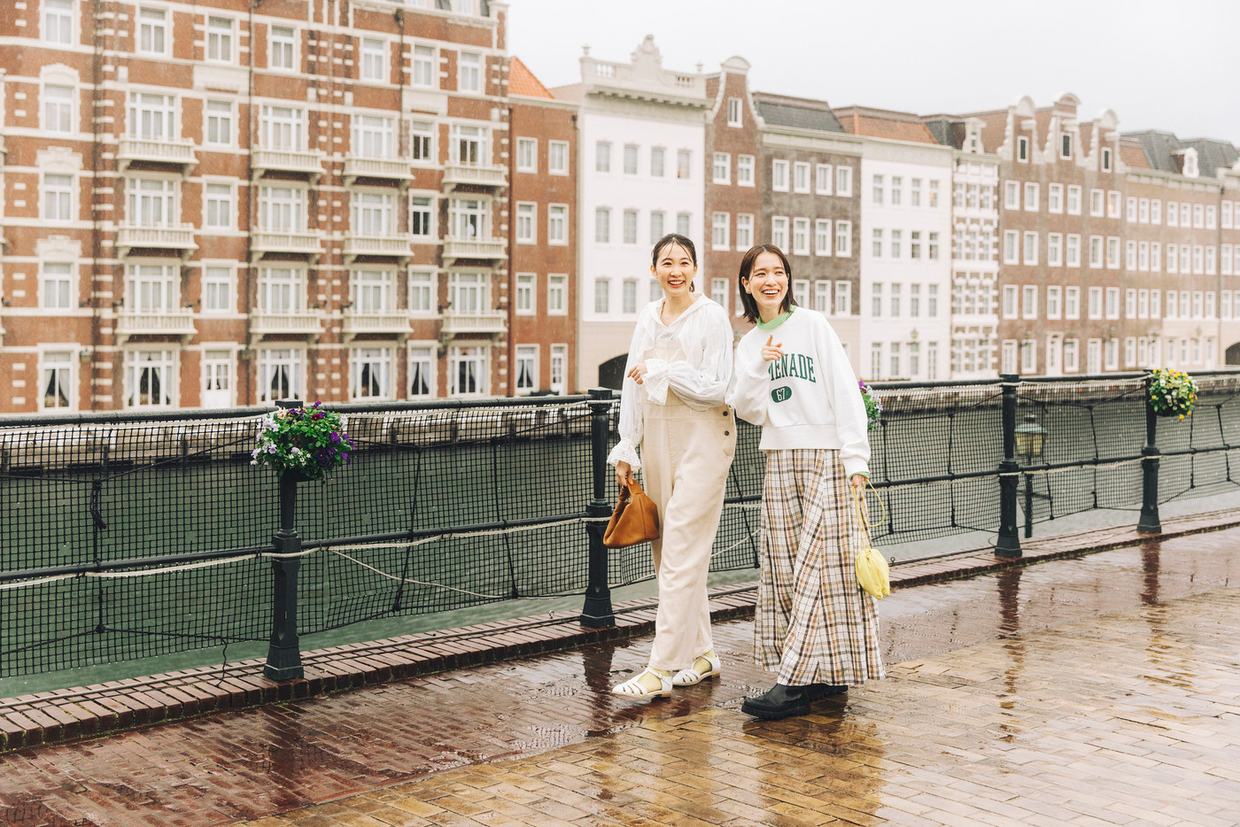 ホテルのバーで「大人の夜パフェ」を2606739