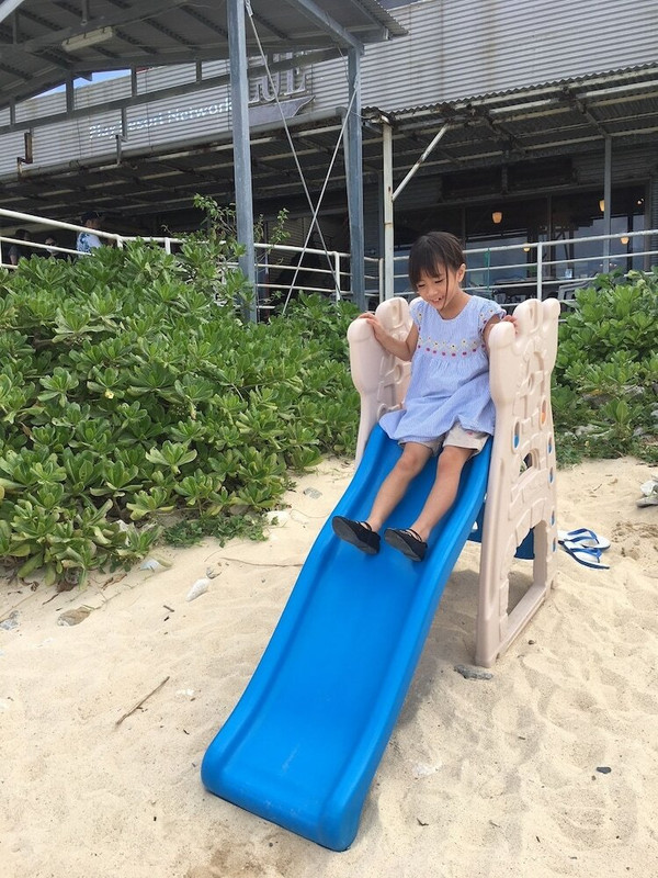 子供用の遊び場 - 屋外