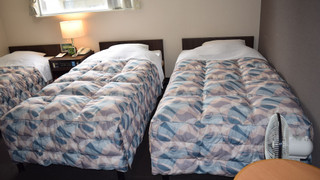 スタンダード トリプルルーム シングルベッド 3 台 禁煙 シティビュー