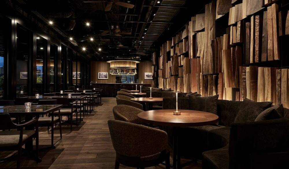 THE 7th TERRACE / 2