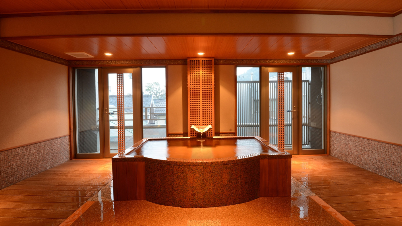 貸切風呂でのんびり温泉を独占できる宿3515967