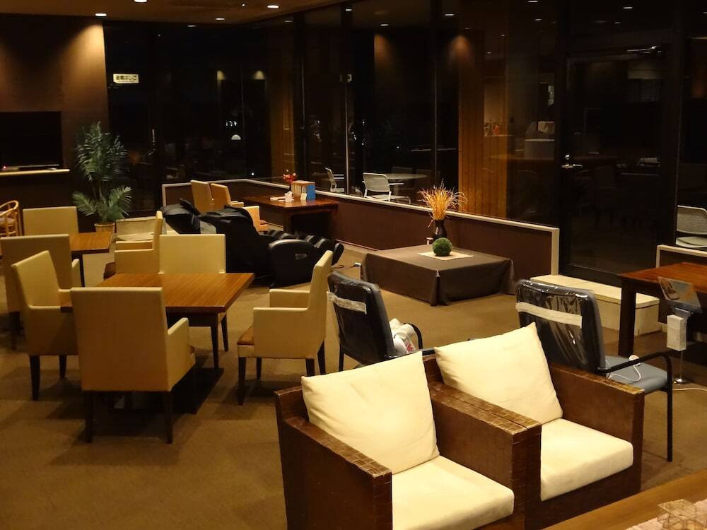 ロビーラウンジ