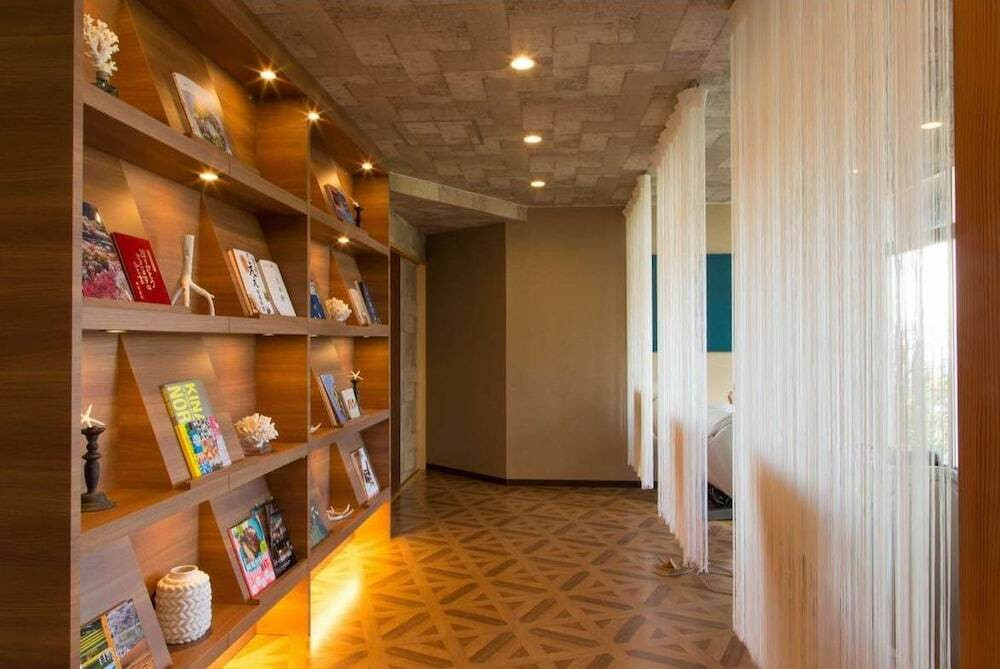 エグゼクティブ ラウンジ