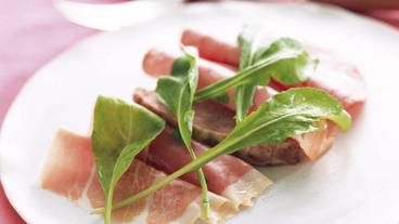 食事・飲み物 / 4