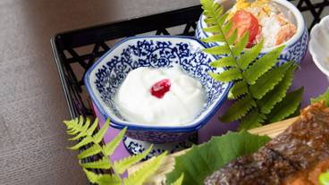 食事・飲み物 / 13