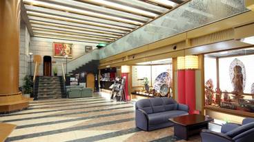 ロビーラウンジ / 13