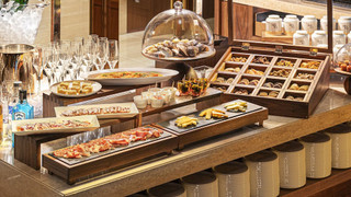 デラックスツイン  エグゼクティブバーラウンジアクセス付 高層階 禁煙