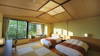 和室 ツインベッドルーム