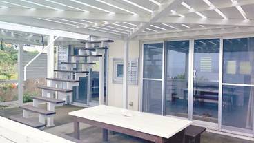 施設の入り口 / 3