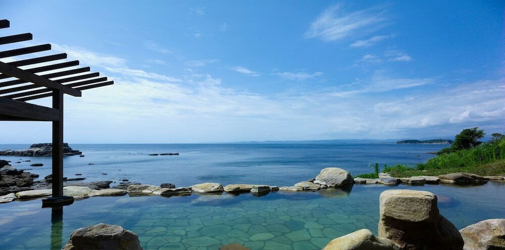 お部屋や温泉から海を眺める贅沢な時間を♪4238619