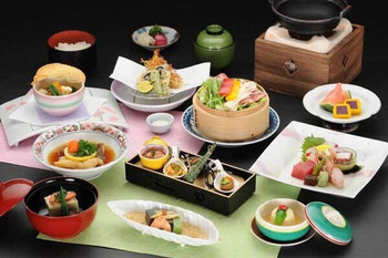 古民家風の佇まいと四季を楽しむ庭園の癒し空間2273379