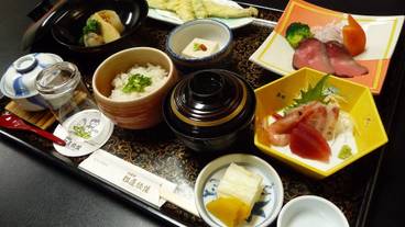 食事・飲み物 / 7