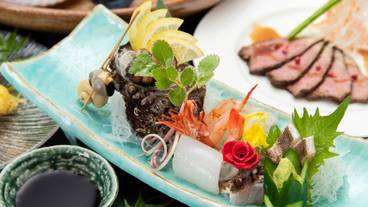 食事・飲み物 / 37