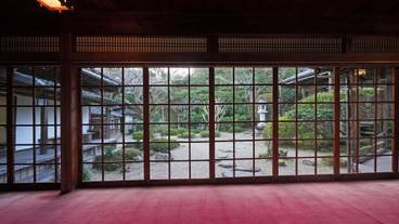 施設内の設備 / 15