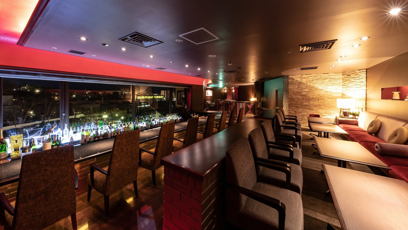 3. ロマンチックなバーでまったり♪二人の気分を盛り上げる「秋田キャッスルホテル」4038655