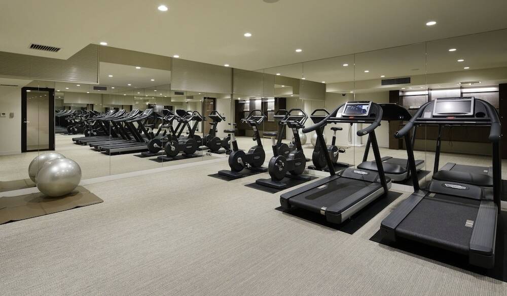 宿泊ホテル内にもジムあり / 1