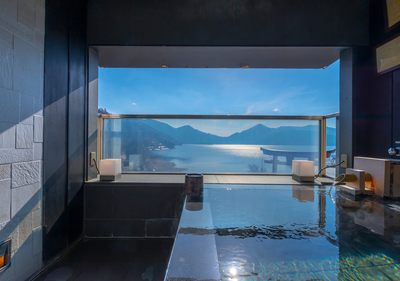 6.解放感抜群!客室露天風呂「ホテル花庵」3544322