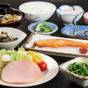 【朝食付】爽やかな月山の朝を楽しむ★五色沼を望む展望温泉と地元食材の和定食で元気に！《平日限定》 | 湖畔の宿 月山志津温泉 清水屋旅館