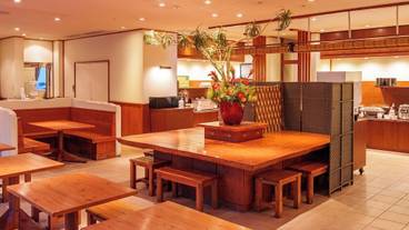 朝食スペース / 9