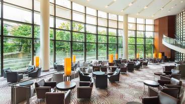 ガーデンラウンジ 坐忘店内 / 5