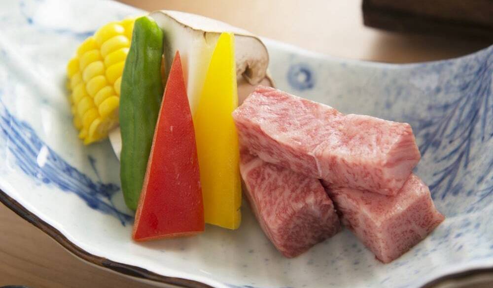 豪華な会席料理を
個室でゆっくりと / 2