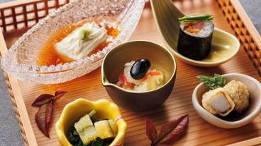 食事・飲み物 / 15