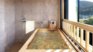 特別和室 [華] リバービュー・展望風呂 (温泉) 付き 禁煙