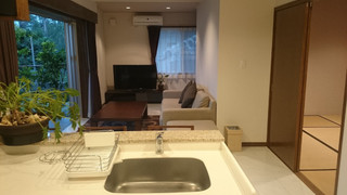 トリプルルーム 庭付き