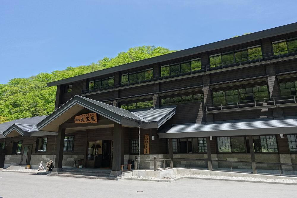 150年の歴史が誇る！プールみたいな広い混浴4067083