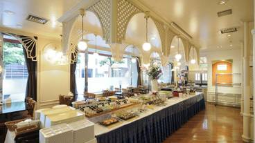 朝食スペース / 10