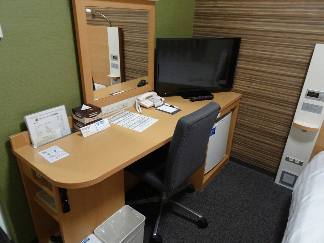 テーブルは普通です