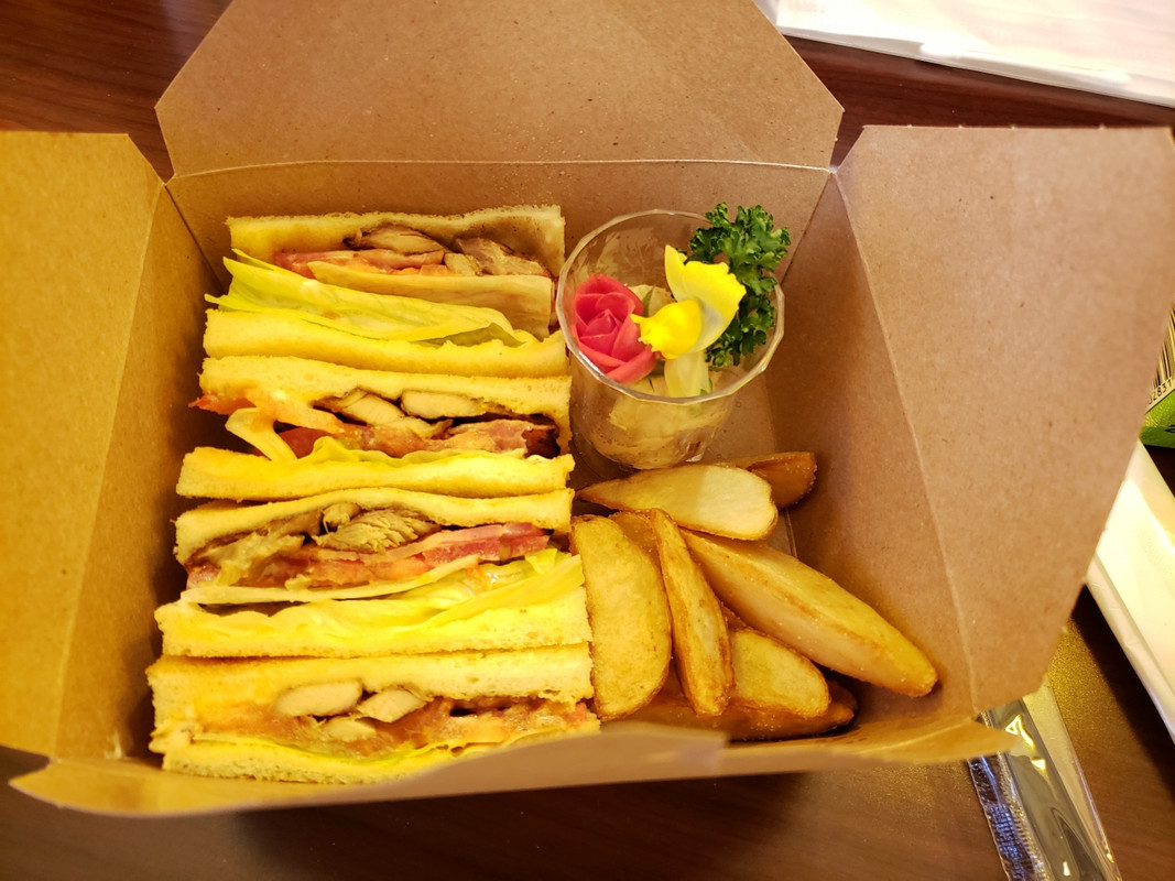 朝食