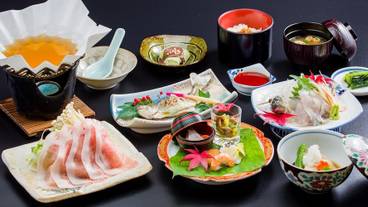 食事・飲み物 / 8