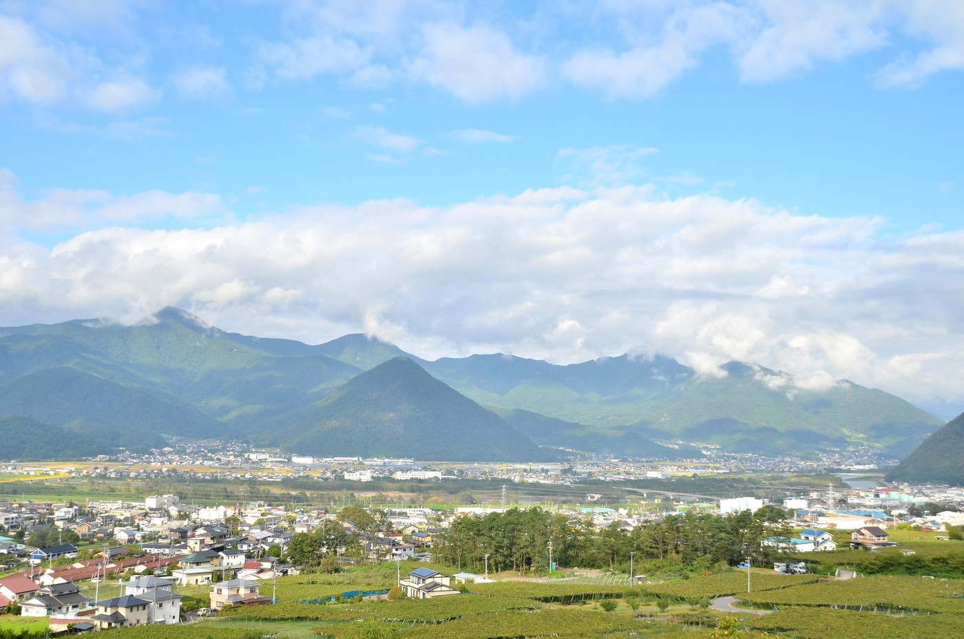 長野県坂城町中心街から戸倉上山田温泉方面　【2018.9】
