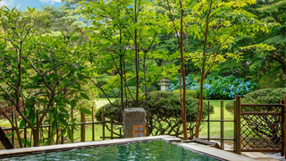 庭園露天風呂付和モダン各室