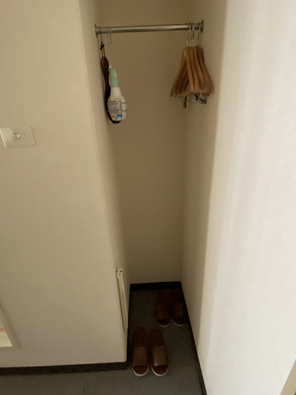 クローゼットは扉なし