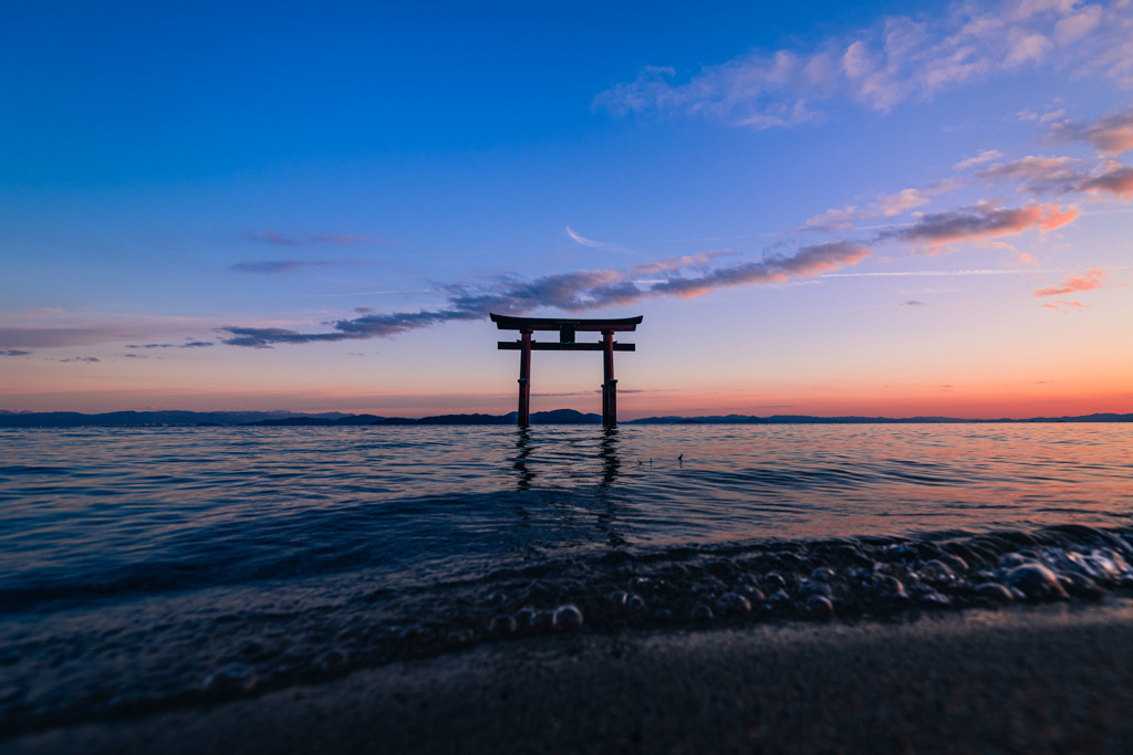 周辺には観光スポットがいっぱい！日本最大の湖「琵琶湖」4117172