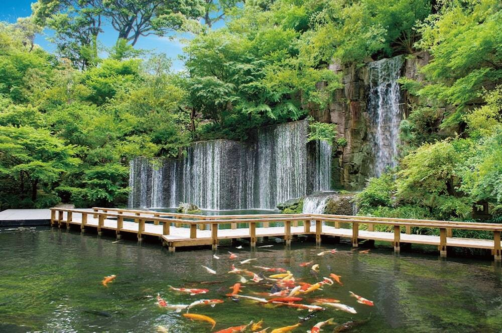 都心のパワースポット。趣ある庭園でリラックス4274812