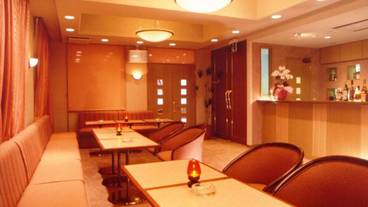 ロビーラウンジ / 3