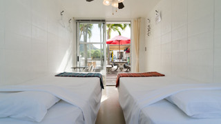 ツインルーム 共用バスルーム