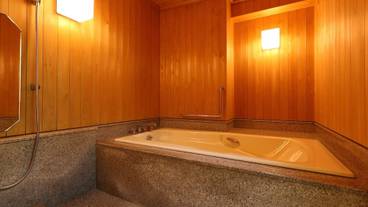 深めの浴槽 / 18