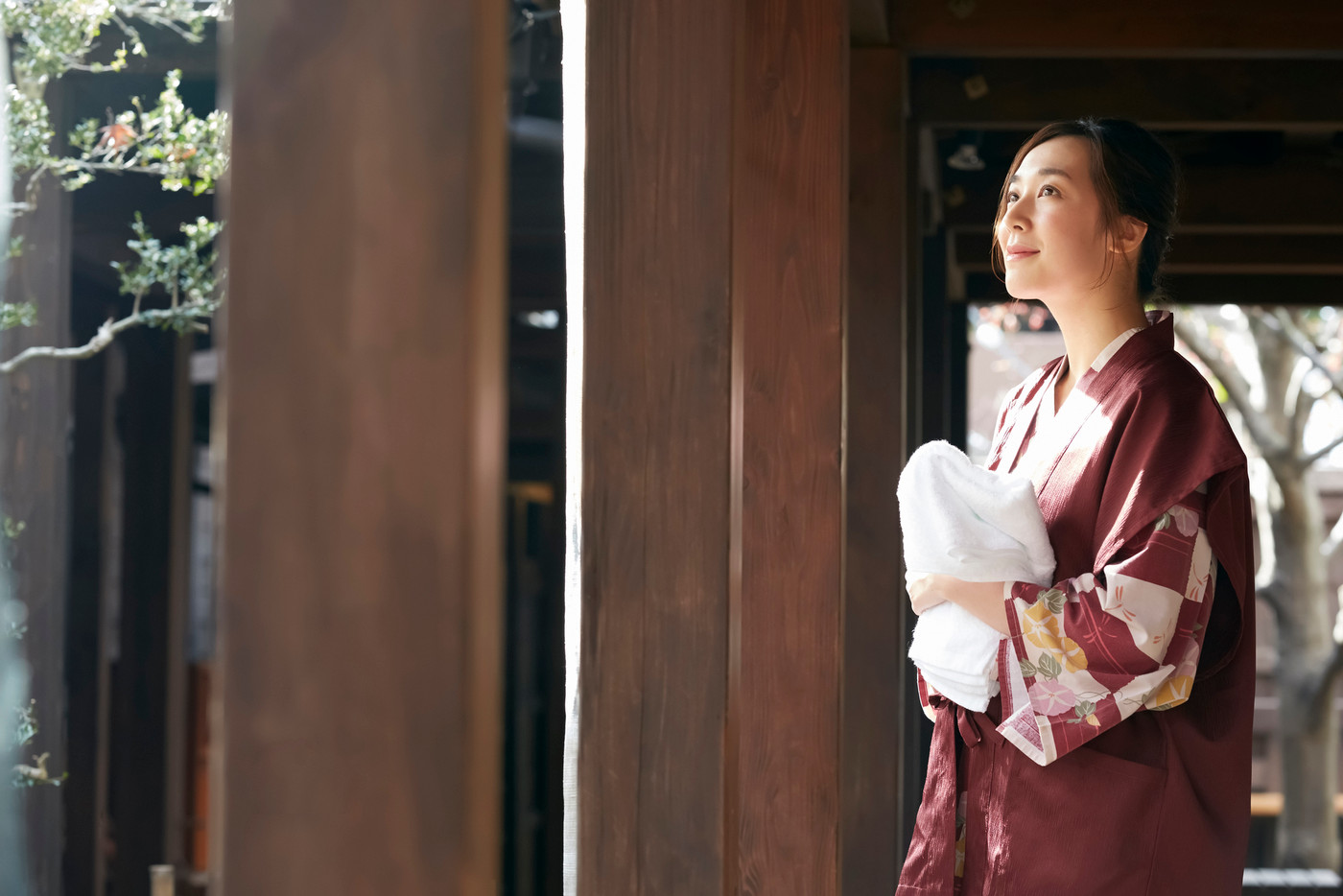 温泉　女性ポートレート