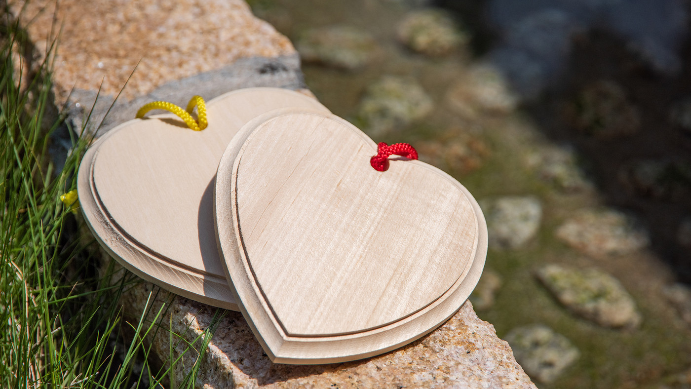 ハートの絵馬に想いを込めて♡3753831