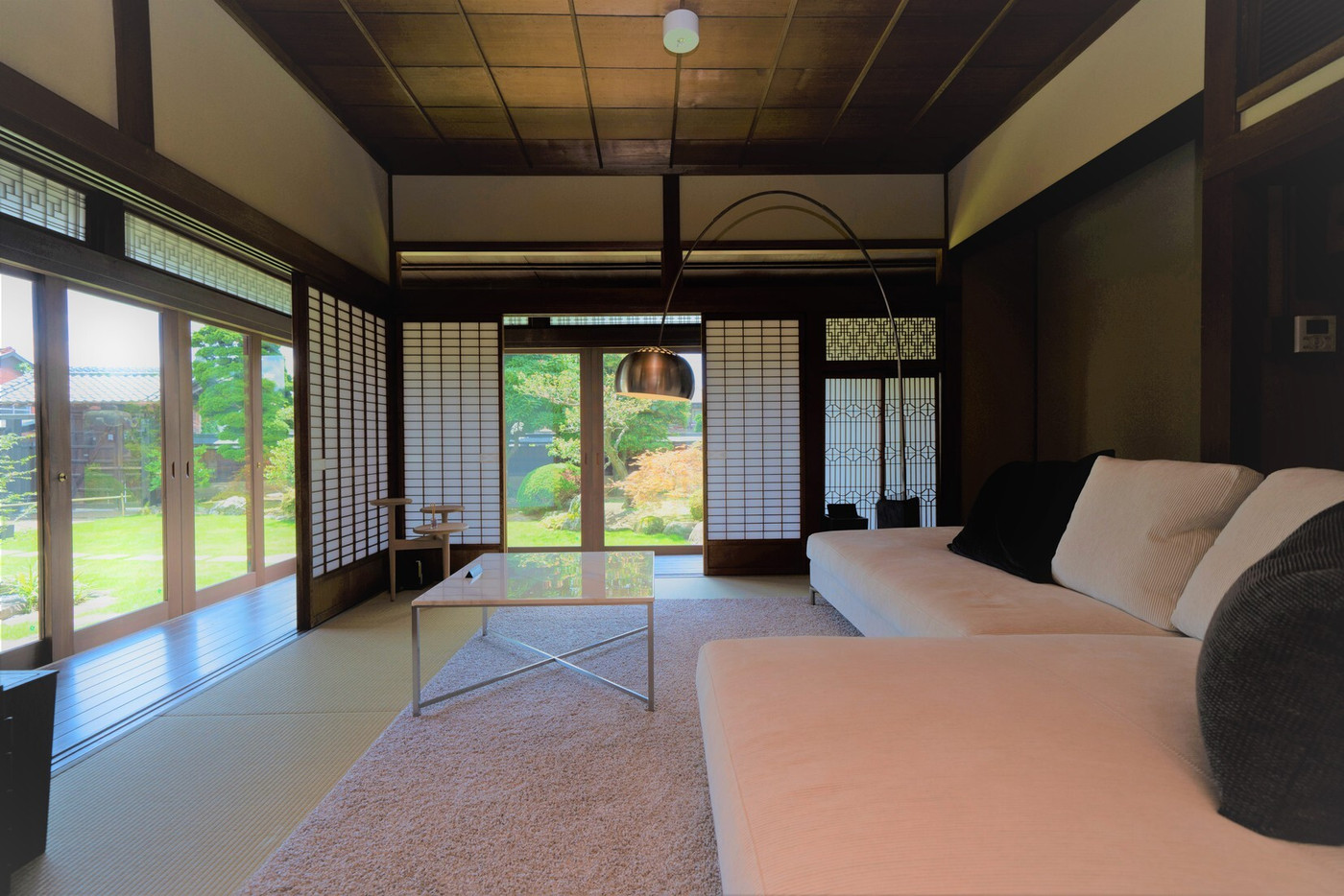 暮らすように泊まろう。いつもと違う日常を楽しめる有形文化財の宿3968249